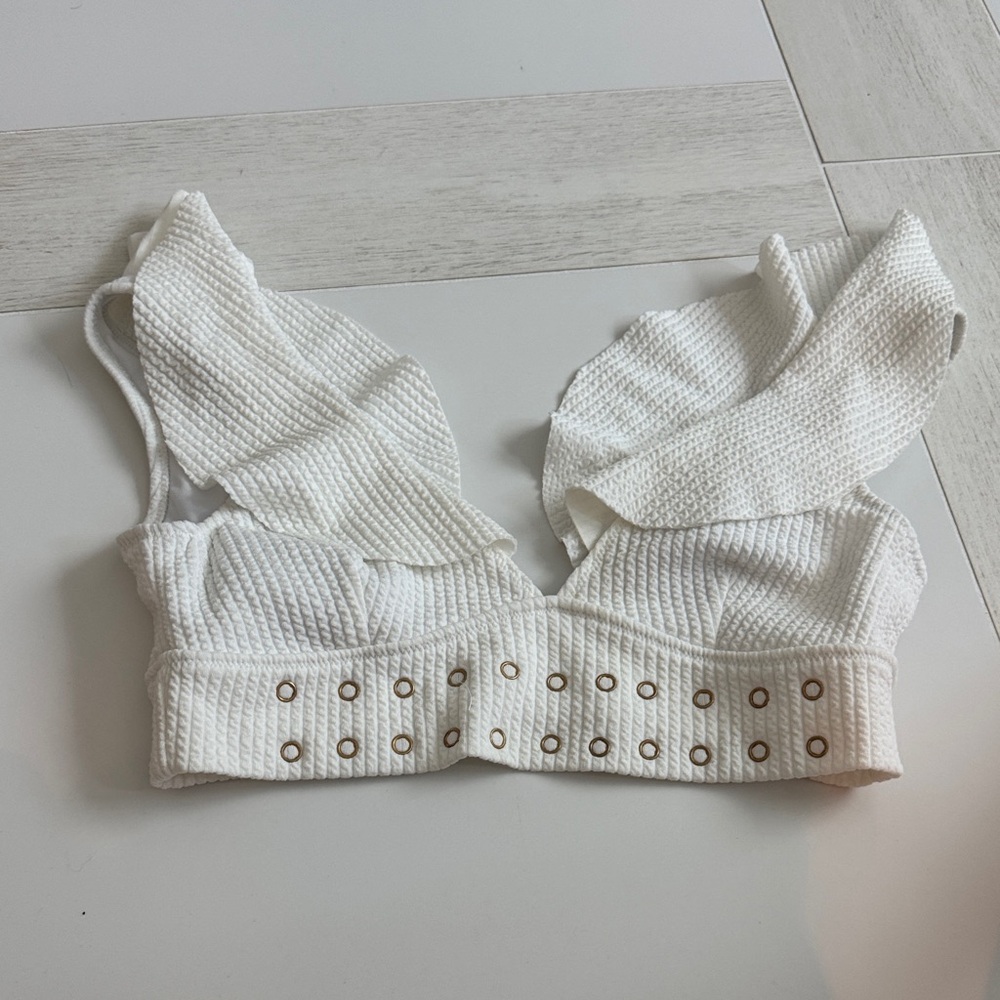 White Textured Bikini Top with Grommet and Ruffle Detail